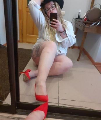 Валентина, 23